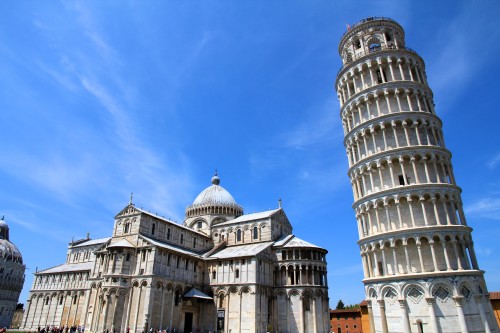 Beautiful leaning tower of pisa